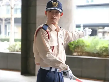 《地下駐車場警備スタッフ》渋谷駅チカ商業施設！日払いOK！未経験OK（12-05）の画像3