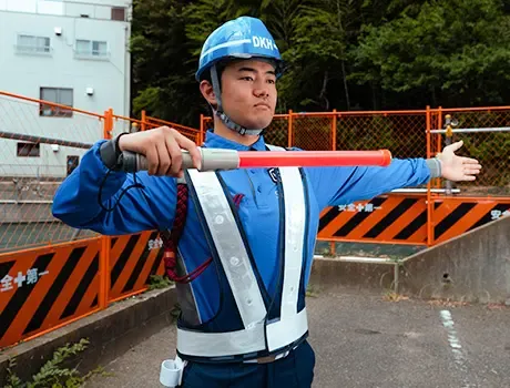 《日給UP！》ずっと安定収入なら第一警備★高日給＆交通費全額支給！未経験OKの画像4